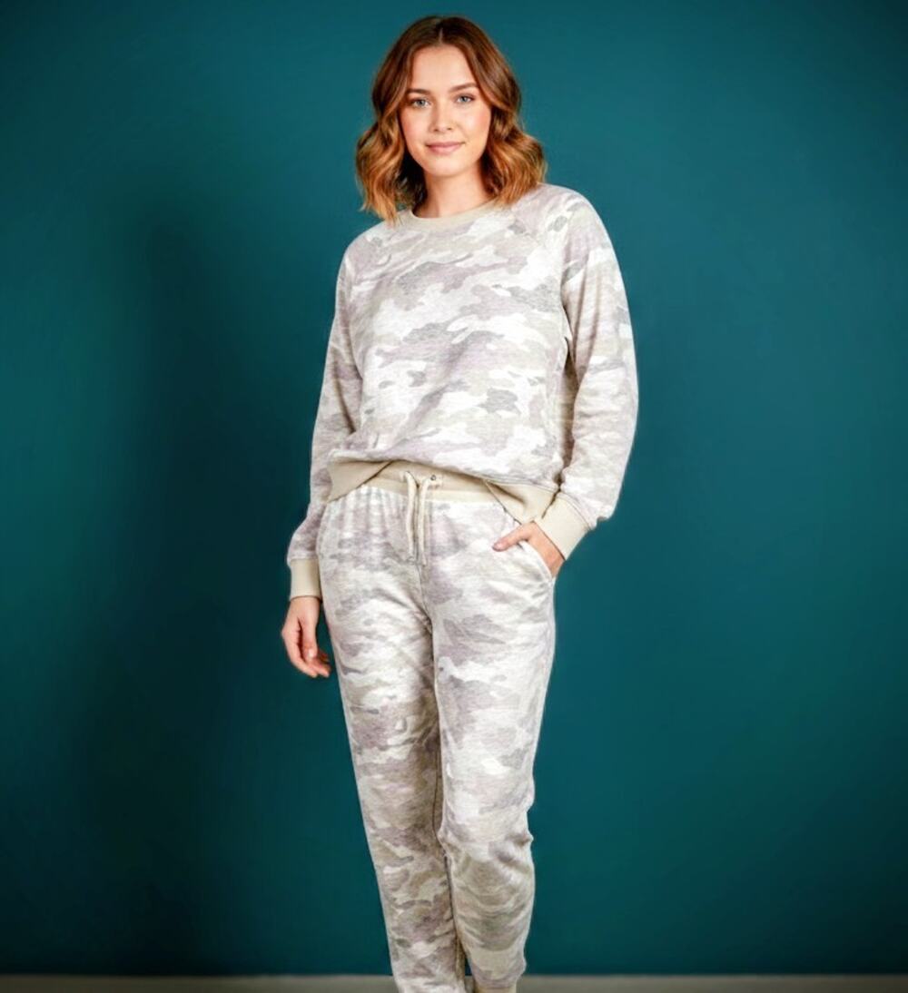 Old Navy Pink Camo Loungewear Set Women's L Top & Joggers Soft Fleece READ BELOW